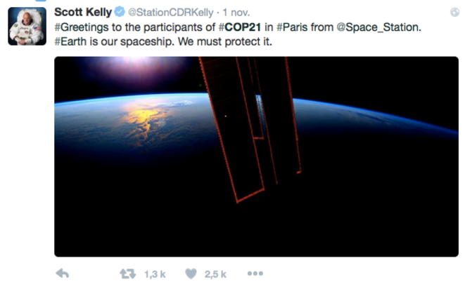Tweet de Scott Kelly depuis la station spatiale américaine. Tweet de Scott Kelly depuis la station spatiale américaine.